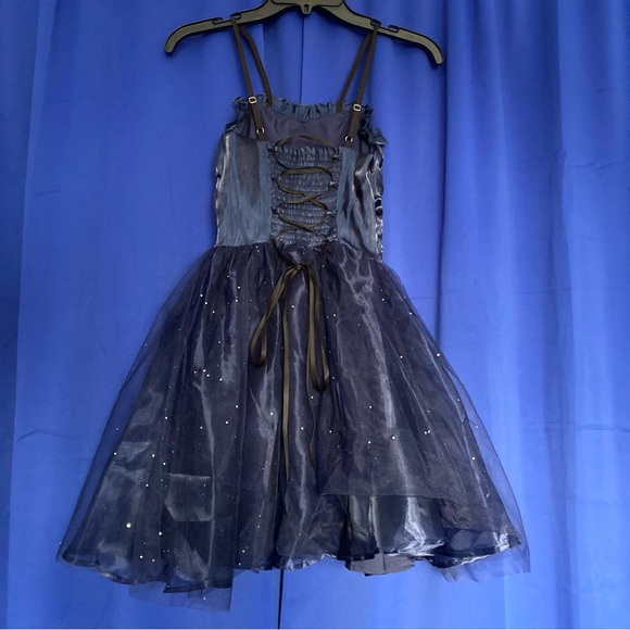 Glittering Princess Dress Set by Platycodon House 💙 - Picture 5 of 15